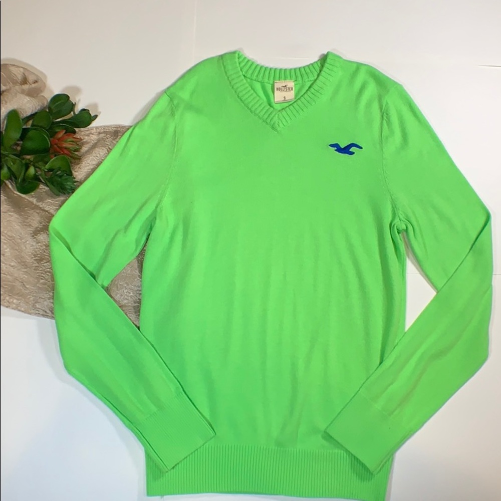 HOLISTER, Green V-neck Sweater